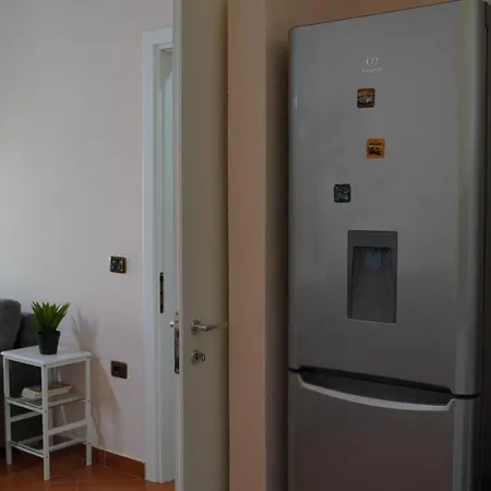 Stylish Near Center Apartment *